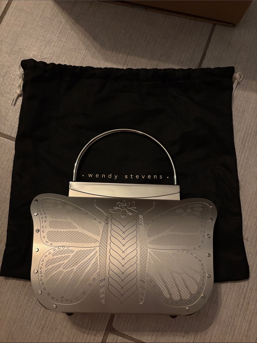 Wendy Stevens Silver, Artsy Monarch Butterfly Metal Purse - Picture 2 of 5
